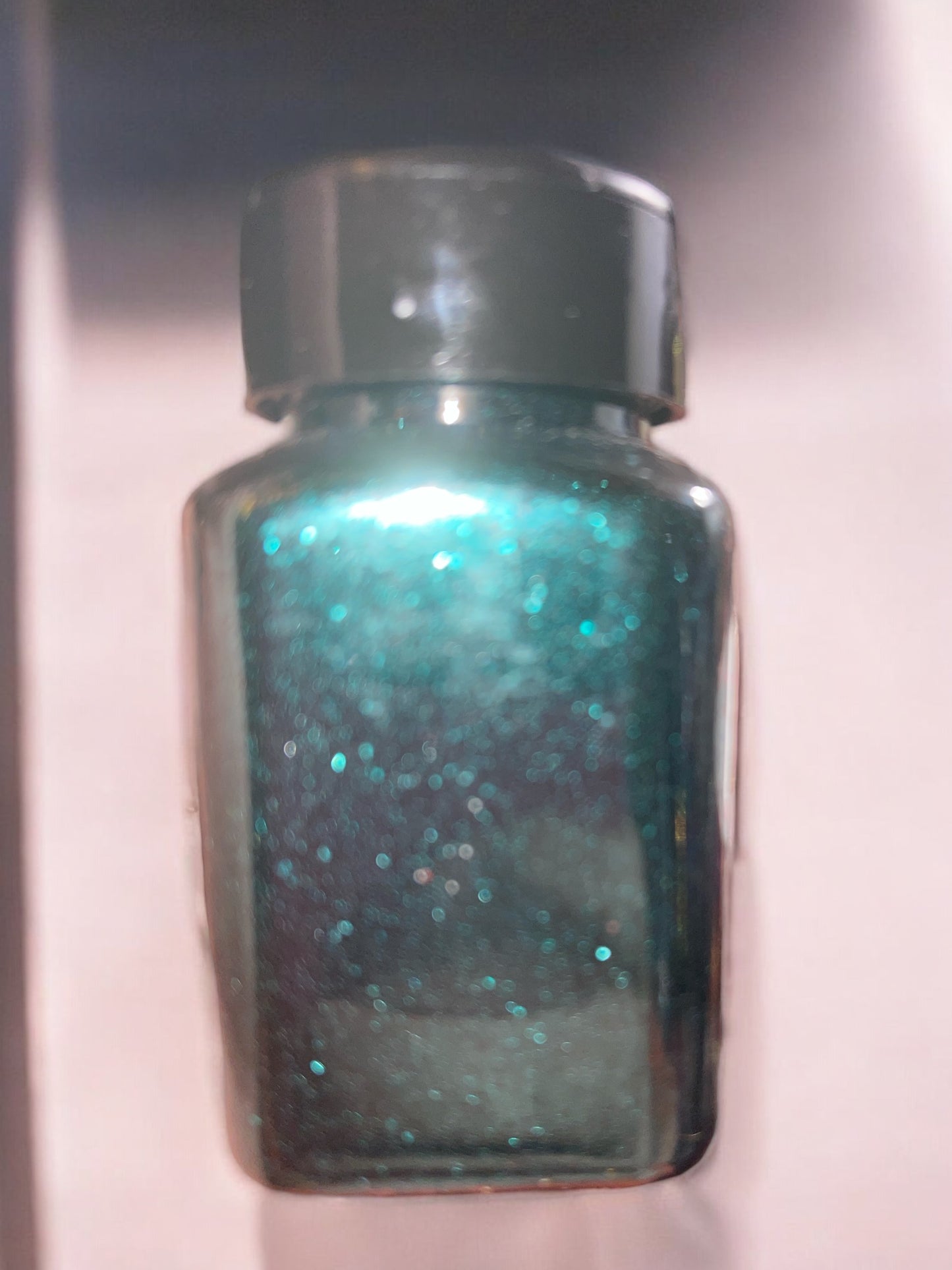 2 oz Shaker Fine Glitter